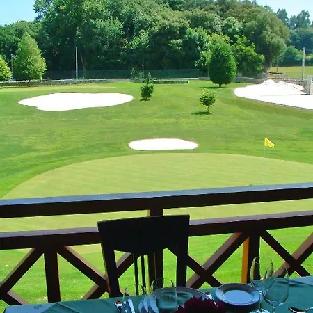 Aldama Golf Отель